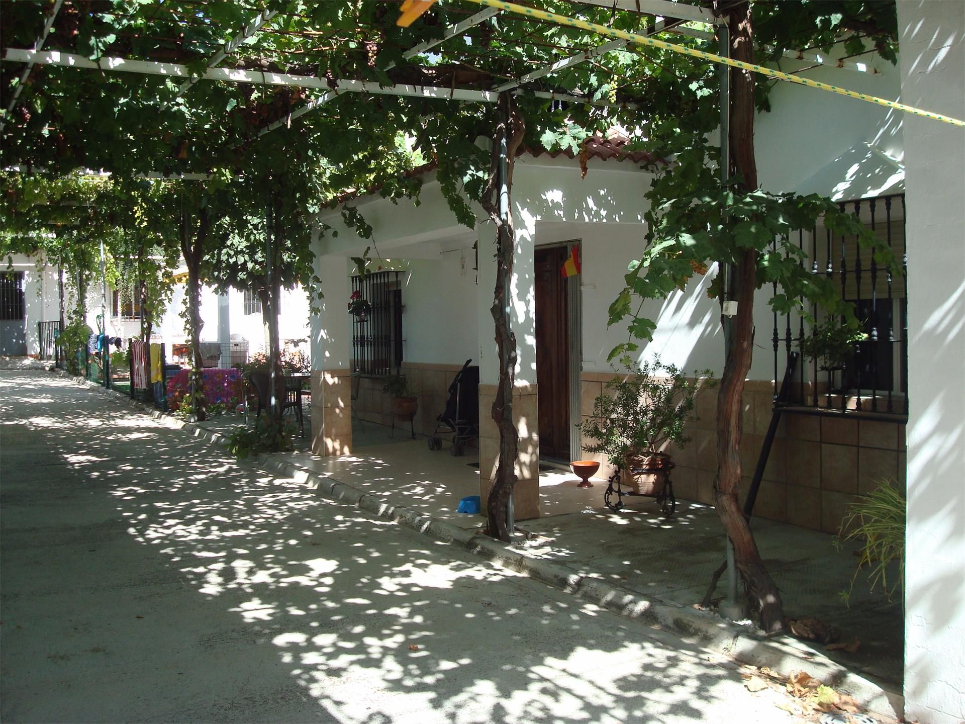 Casa o chalet de alquiler en Calle Salvador Dalí, 5 Alameda (Antequera, Málaga)